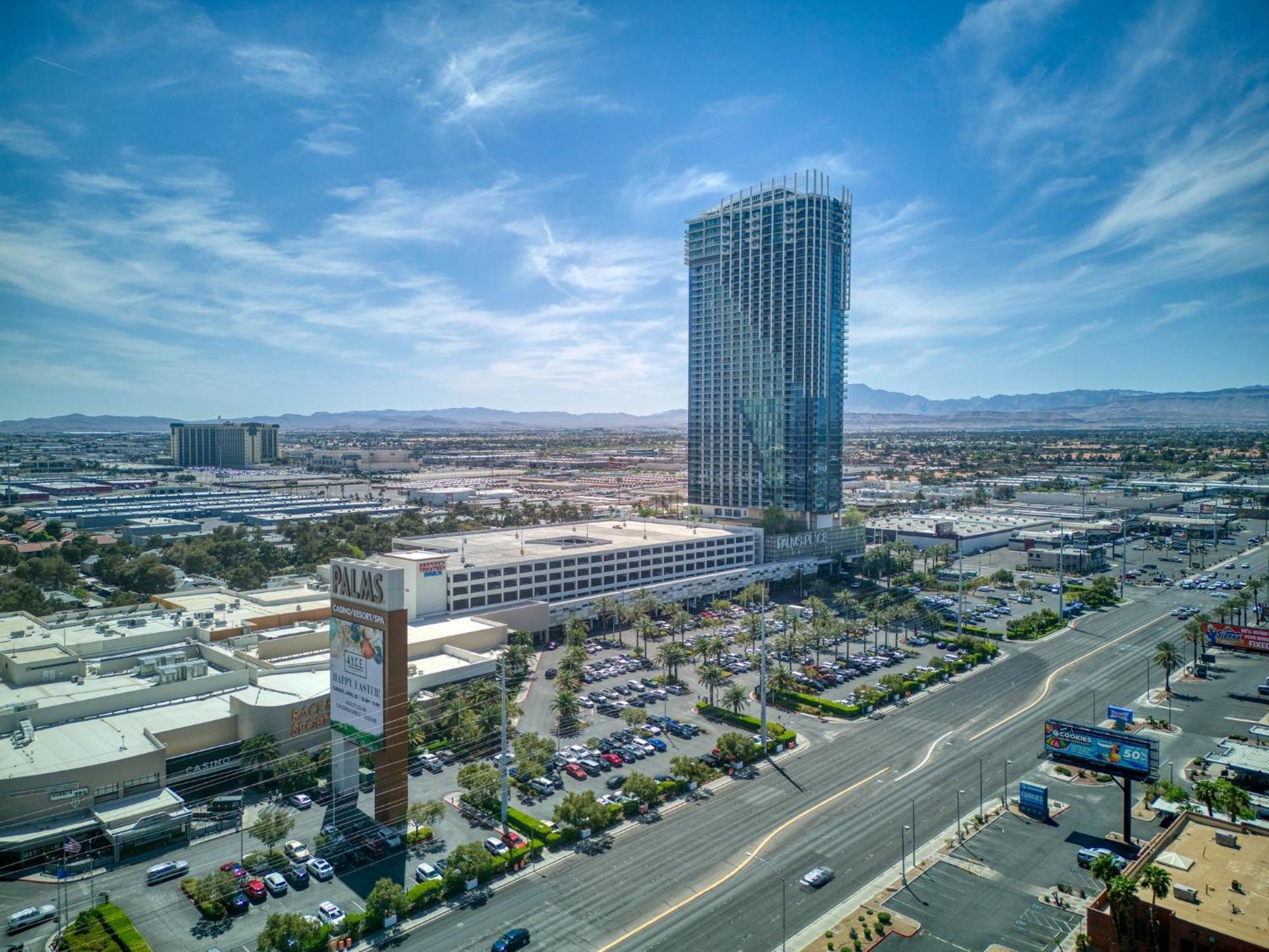 Palms Place Hotel By Zelloo Las Vegas Exterior photo